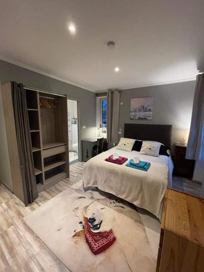 La Montagnette L Oursson Chambre Maison En Travaux De 10H A 17H Moutiers  Eksteriør billede