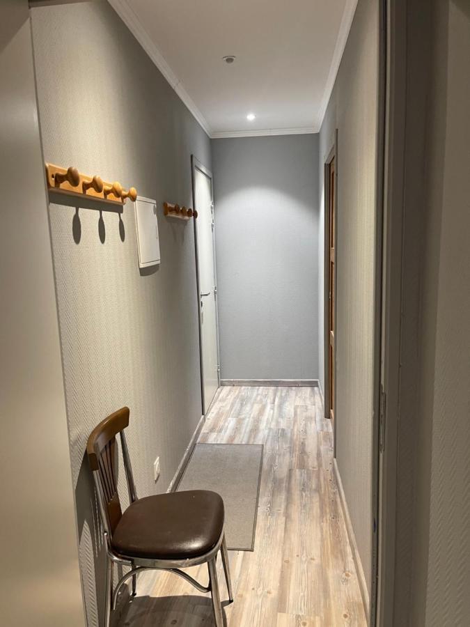 La Montagnette L Oursson Chambre Maison En Travaux De 10H A 17H Moutiers  Eksteriør billede
