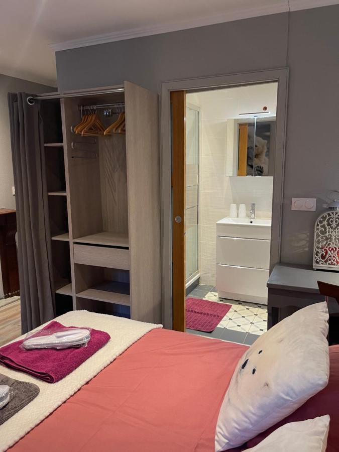 La Montagnette L Oursson Chambre Maison En Travaux De 10H A 17H Moutiers  Eksteriør billede
