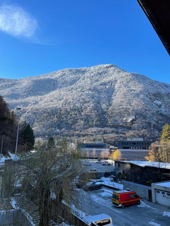 La Montagnette L Oursson Chambre Maison En Travaux De 10H A 17H Moutiers  Eksteriør billede